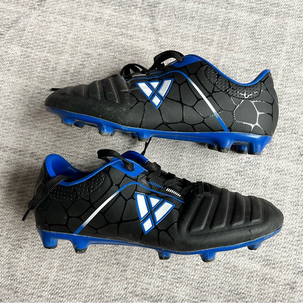 Vizari Avalon FG Youth Black/Blue Athletic Soccer Shoes Futbol Cleats.